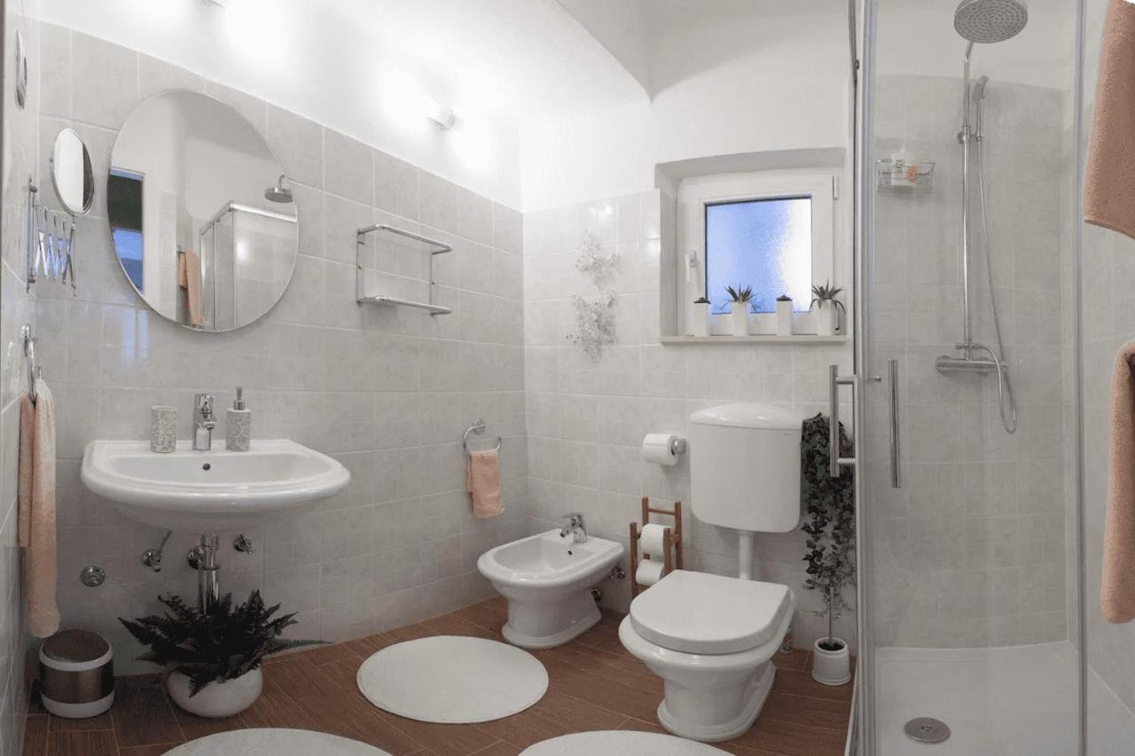 Beach Apartment Butterfly With Sea View Spalato Esterno foto