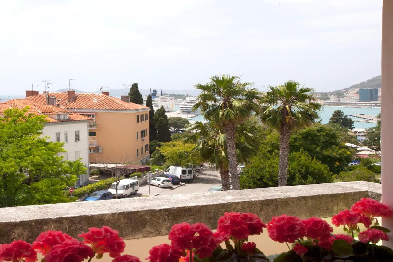 Beach Apartment Butterfly With Sea View Spalato Esterno foto